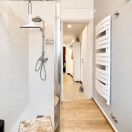 Hostdomus - Casa Tiffany * Finale Ligure